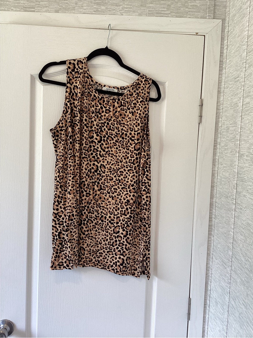 Zenana Outfitters Leopard Print Tank Top - Beige/Black XL BNWT